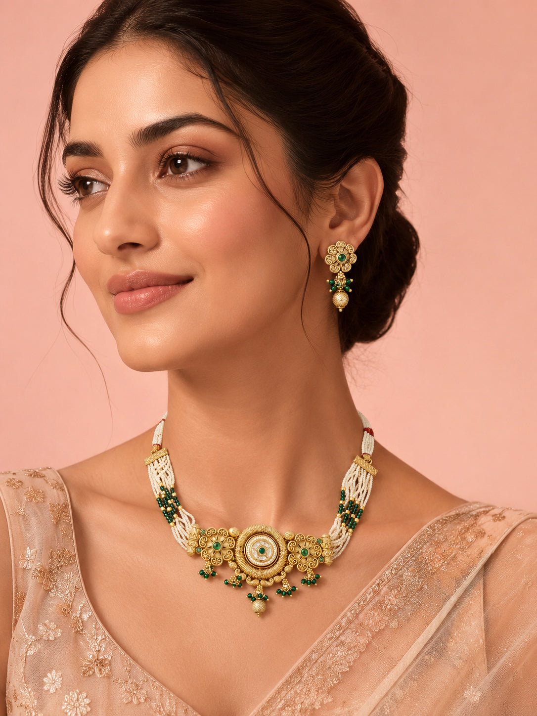 Aanura Antique Circular Kundan Choker Necklace Set