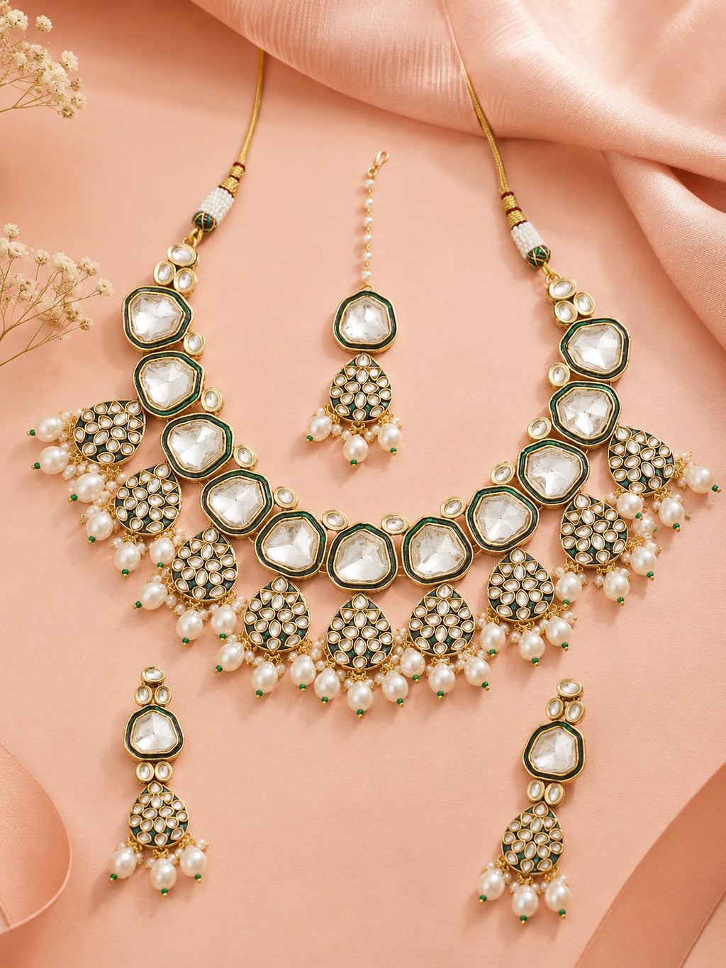 Aanura Gold Traditional Necklace Set With Earrings