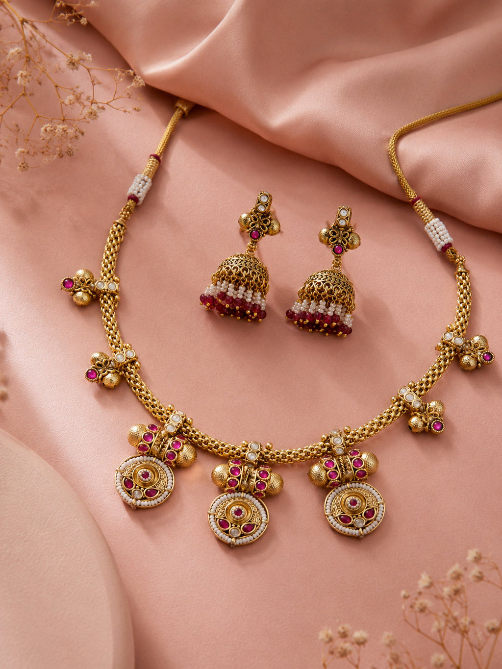 Aanura Traditional Necklace & Earring Set