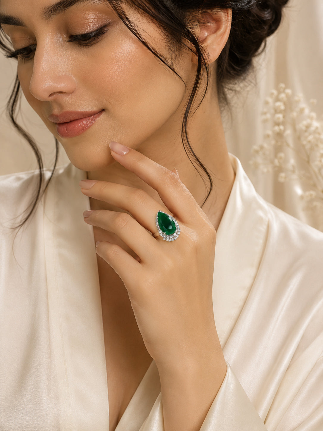 Rhodium Plated Green Teardrop Anti-Tarnish Waterproof Ring