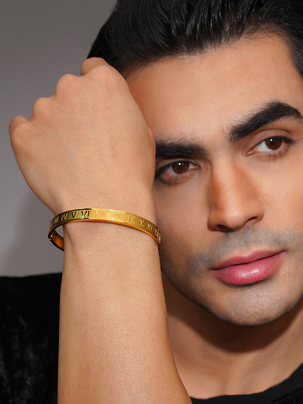 18K Gold-Plated Roman Numeral Anti-Tarnish Waterproof Steel Bracelet