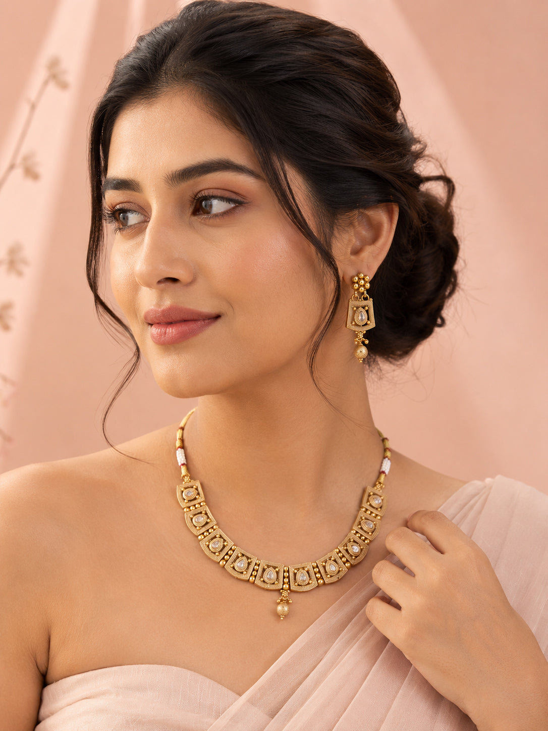 Aanura Gold Plated Heritage Panel Necklace Set