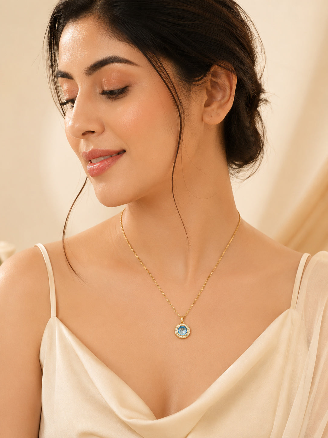 18K Gold Plated Sea Blue Halo Crystal Pendant Necklace