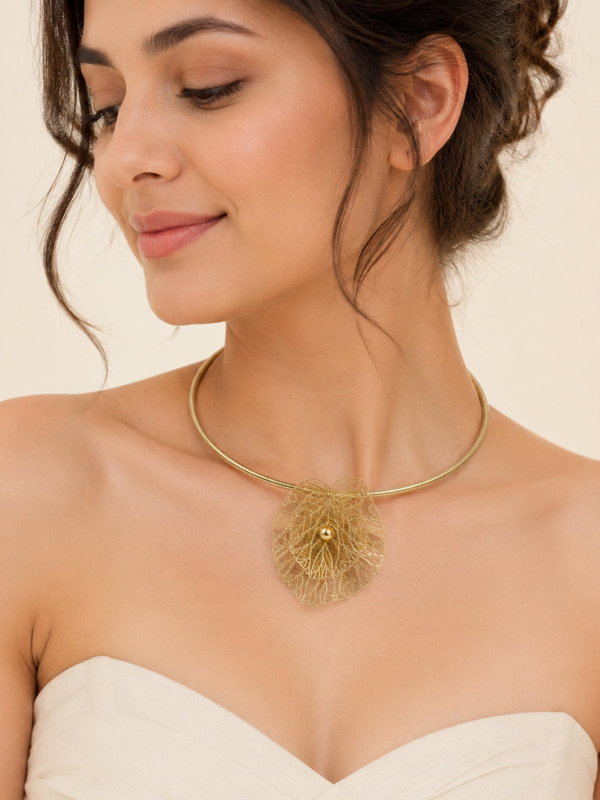 Aanura Gold Choker Necklace with Delicate Leaf Charm