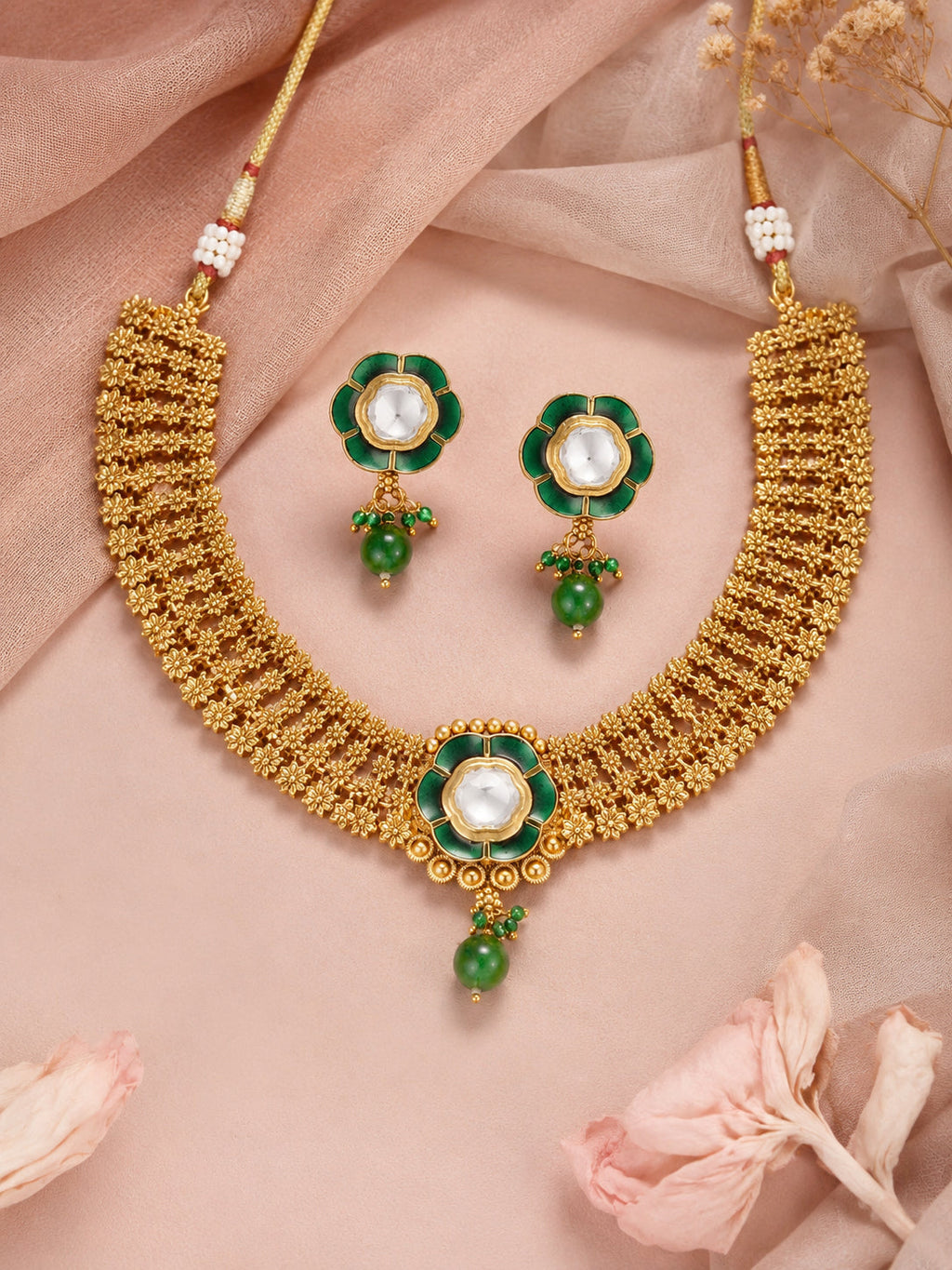 Aanura Elegant Kundan Choker Necklace with Earrings