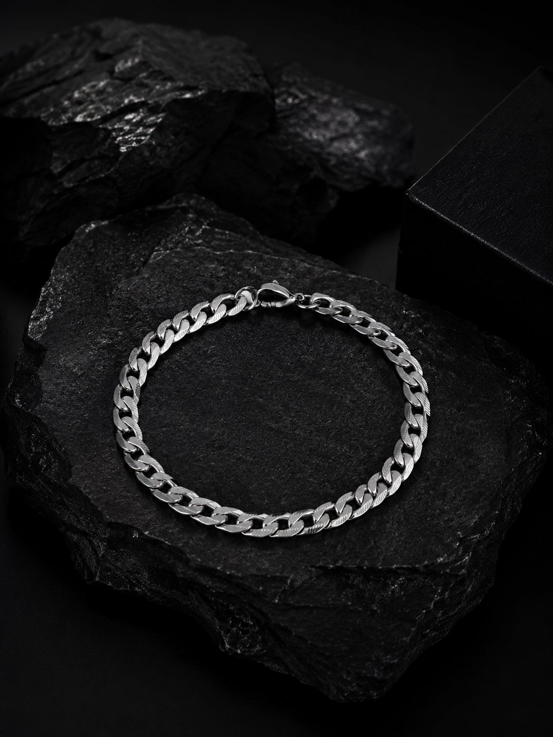 Rhodium Plating Anti Tarnish Waterproof Slim Bracelet