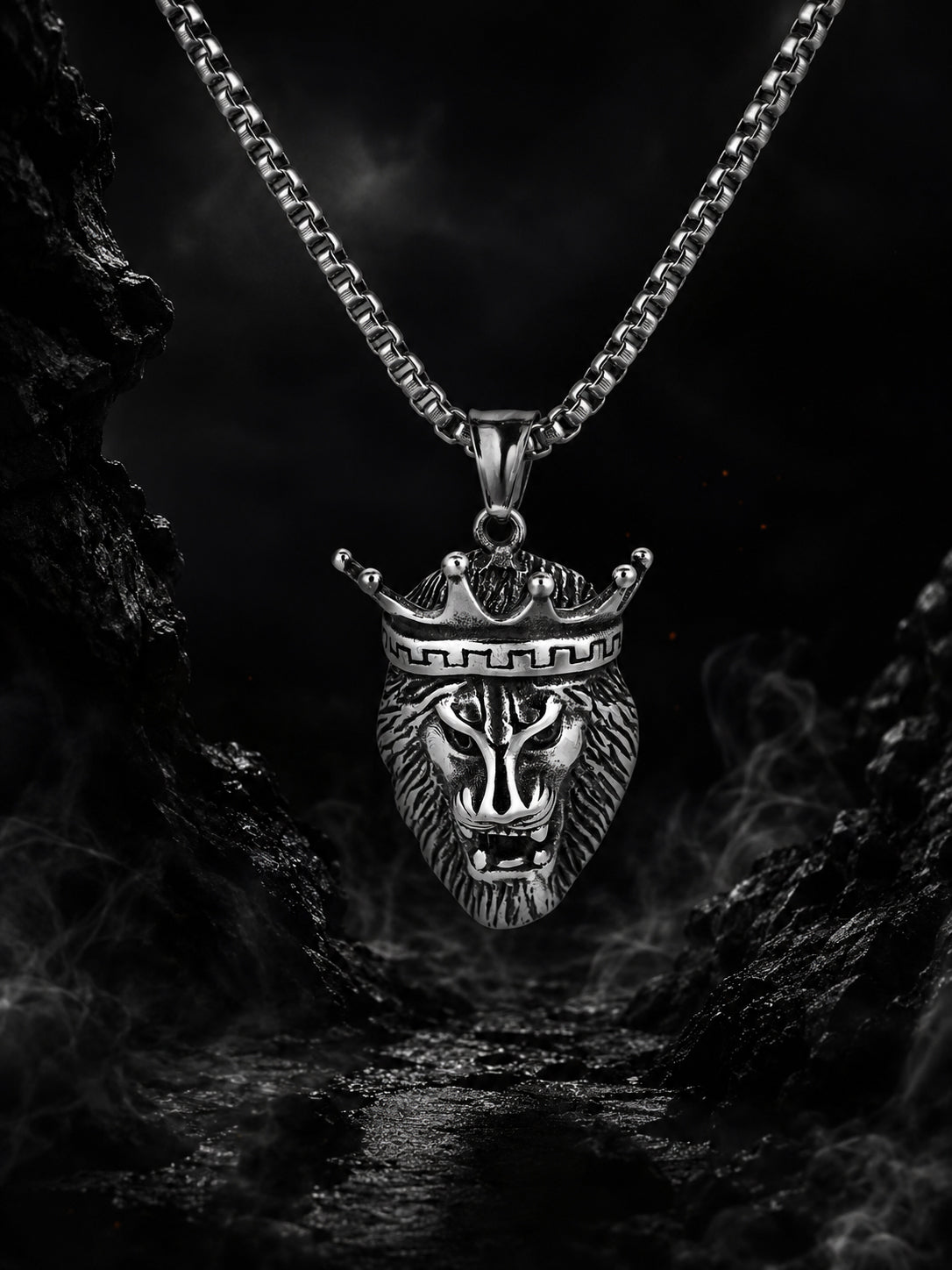 Silver Rhodium-Plated Crowned Lion Anti-Tarnish Waterproof Stainless Steel Chain