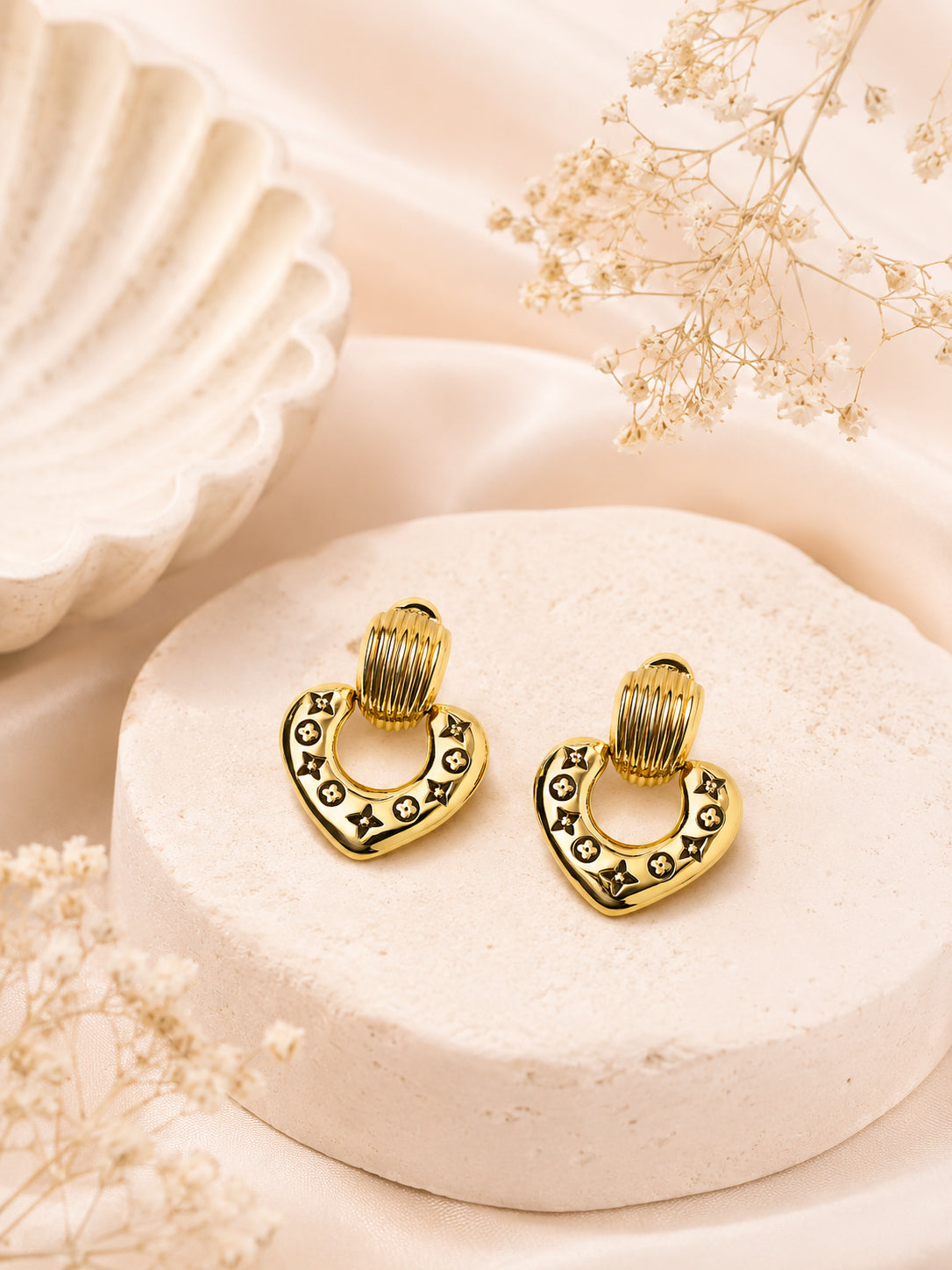 18K Gold Plated Heart Hoop Anti-Tarnish Waterproof Earrings