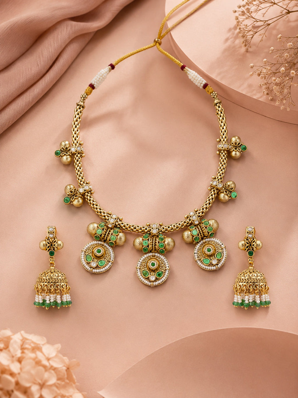 Aanura Traditional Necklace & Earring Set