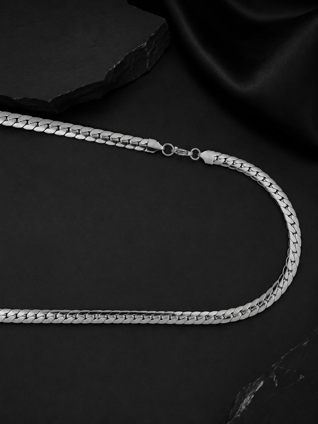 Rhodium Plating Anti Tarnish Waterproof Cuban Chain