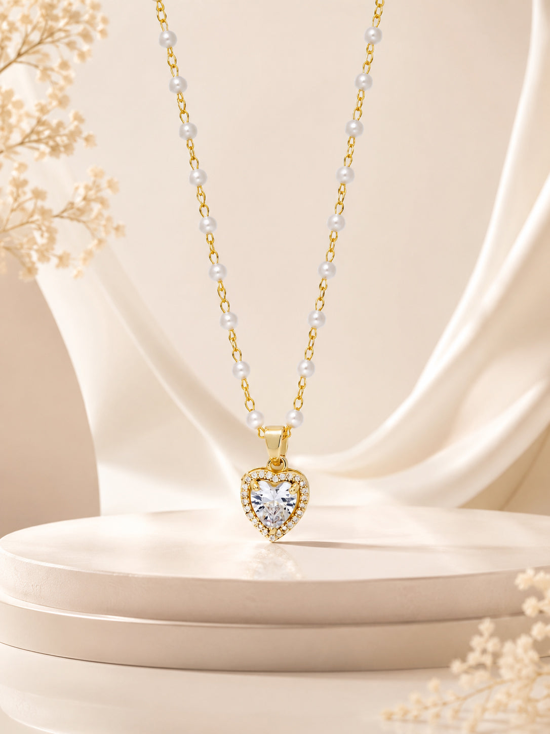 18K Gold Plated Pearl Chain Heart Halo Necklace