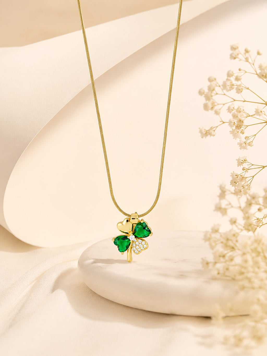 18K Gold Plated Green Crystal Clover Pendant Necklace for Women
