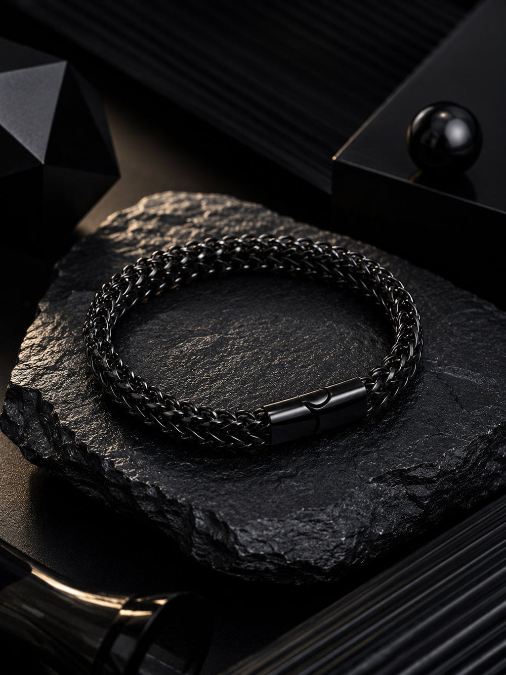 Black Plated Anti Tarnish Waterproof Chain Bracelet