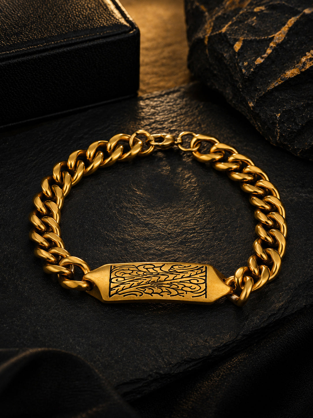 18K Gold-Plated Monarch Cuban Waterproof Hypoallergenic Steel Bracelet for Men