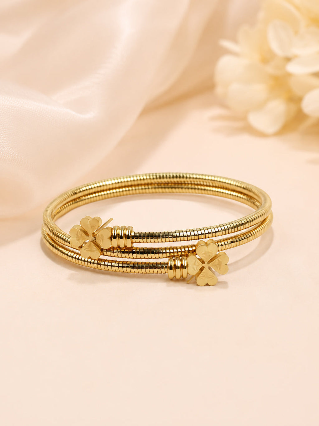 Aanura Four-Leaf Clover Gold Coil Bracelet