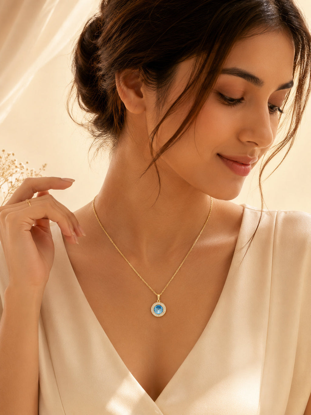 18K Gold Plated Sea Blue Halo Crystal Pendant Necklace