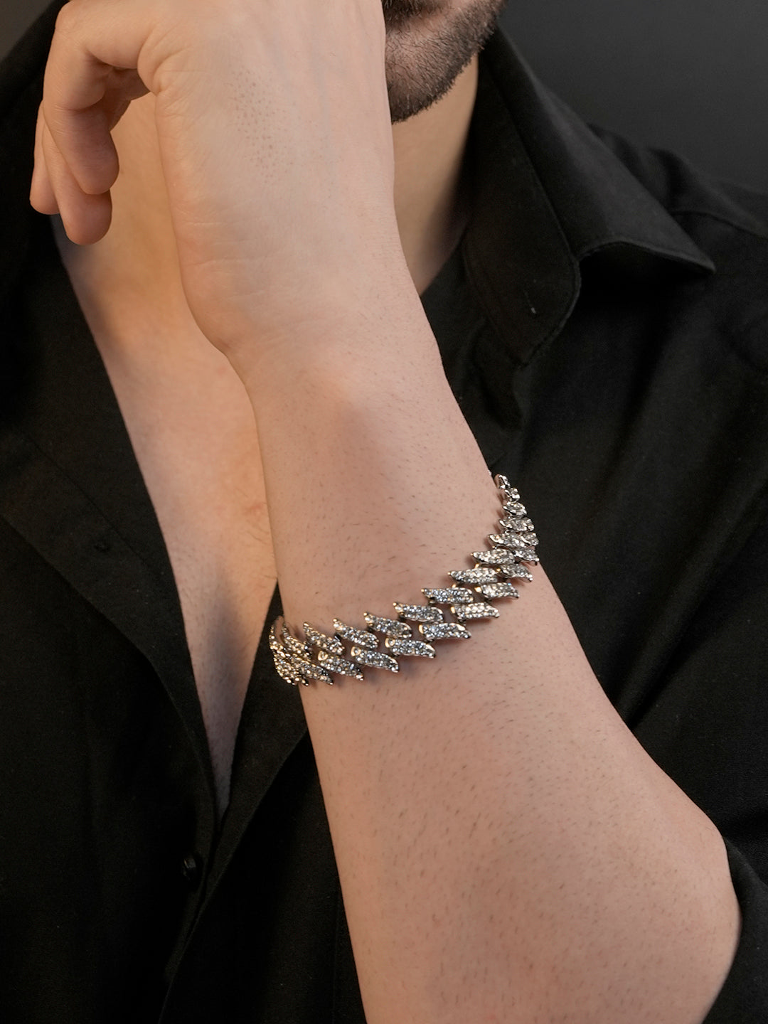Rhodium Plating Anti Tarnish Waterproof Bolt Bracelet