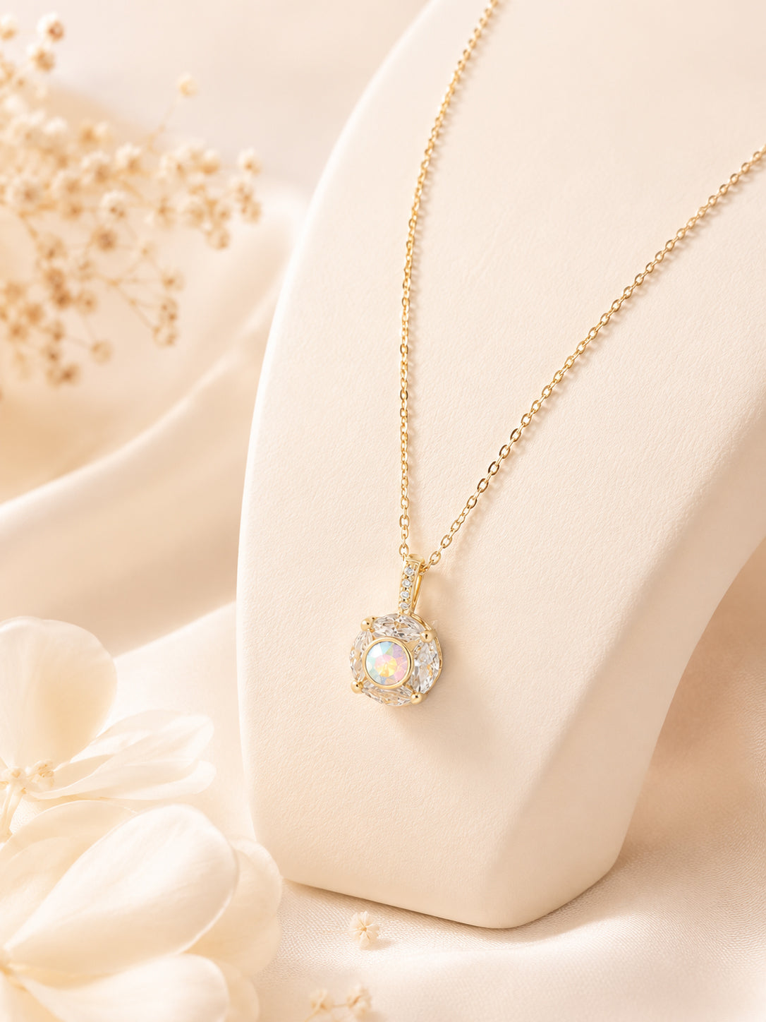 18K Gold Plated White Crystal Pendant Necklace